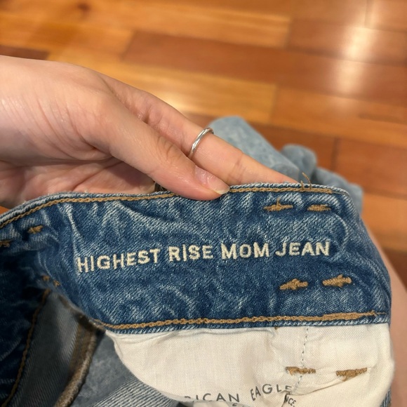 High Waisted Mom Jeans - Picture 5 of 8